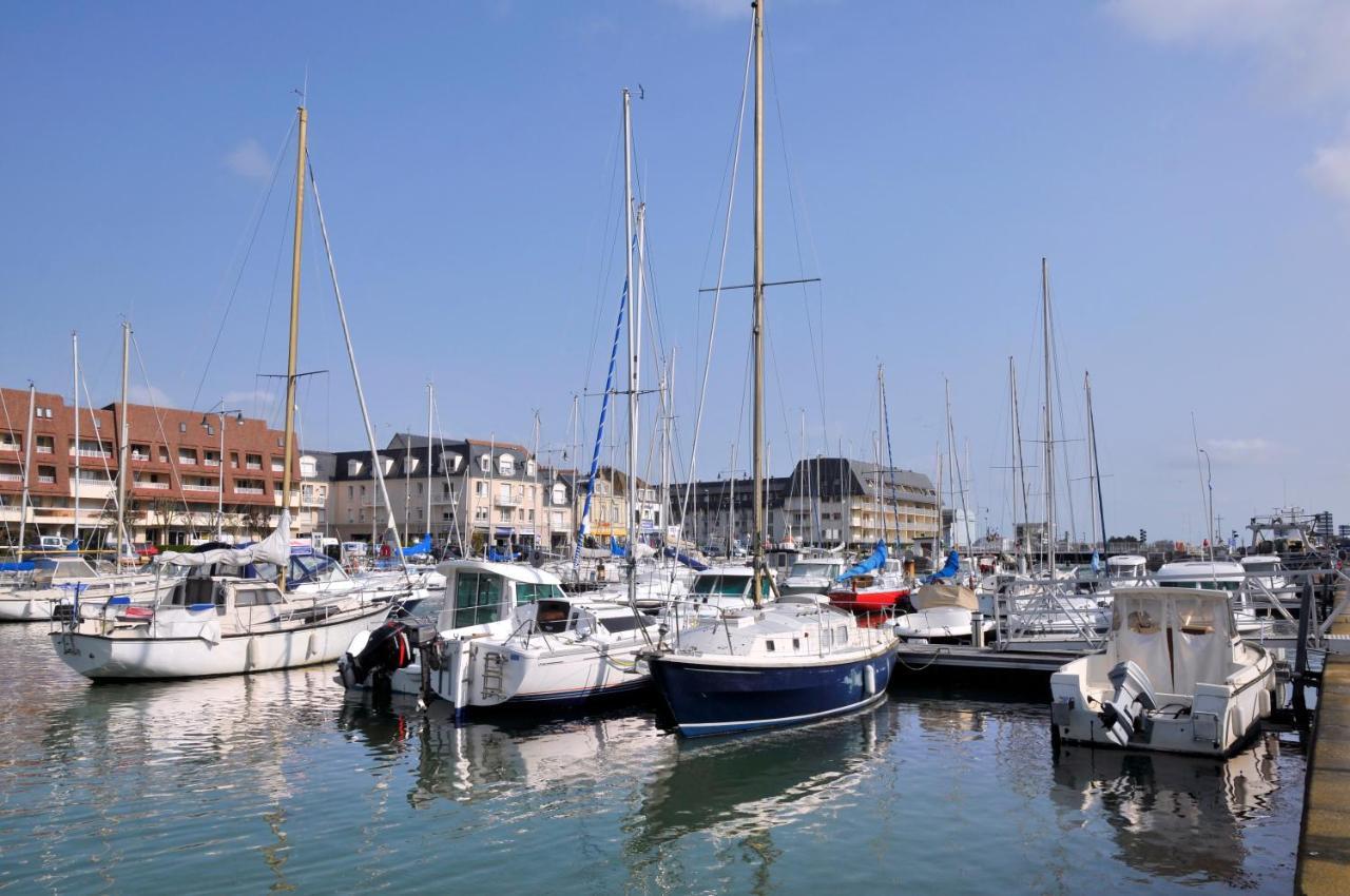 Appartement Pres Du Port Centre Et Plage - Vue Mer Courseulles-sur-Mer Exterior foto